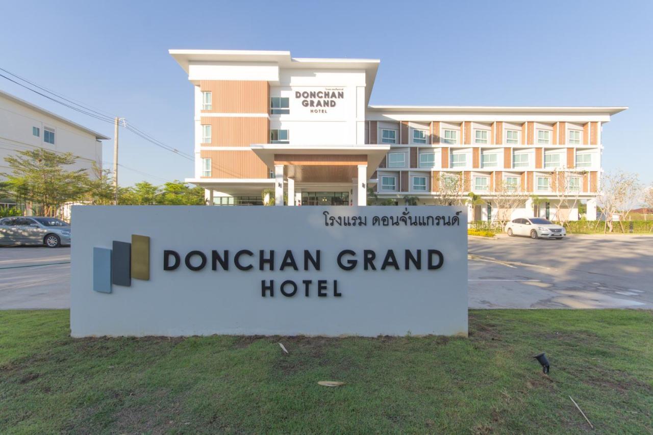 Donchan Grand Hotel Chiang Mai Exterior foto